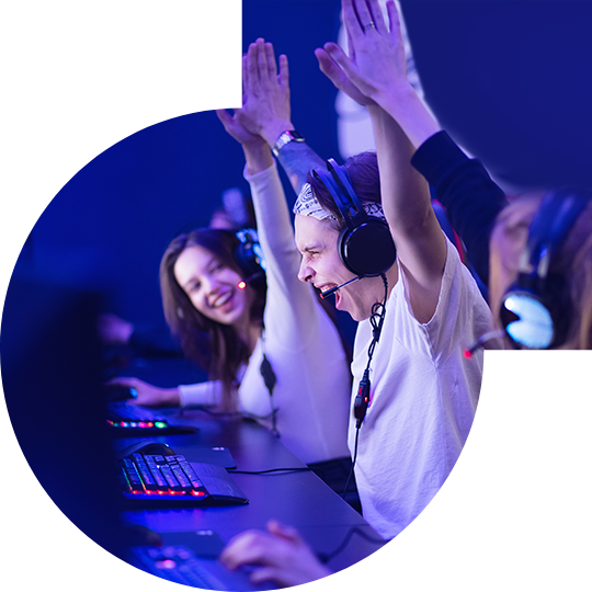 天博体育独家双向驱动技术<br>让电竞玩家尽情享受极致高速快感